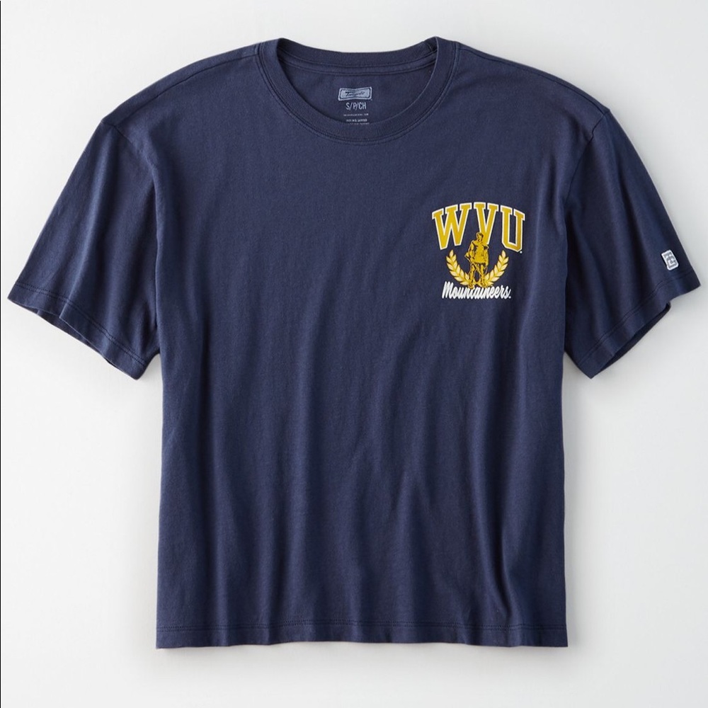 AE Tailgate WVU Crop